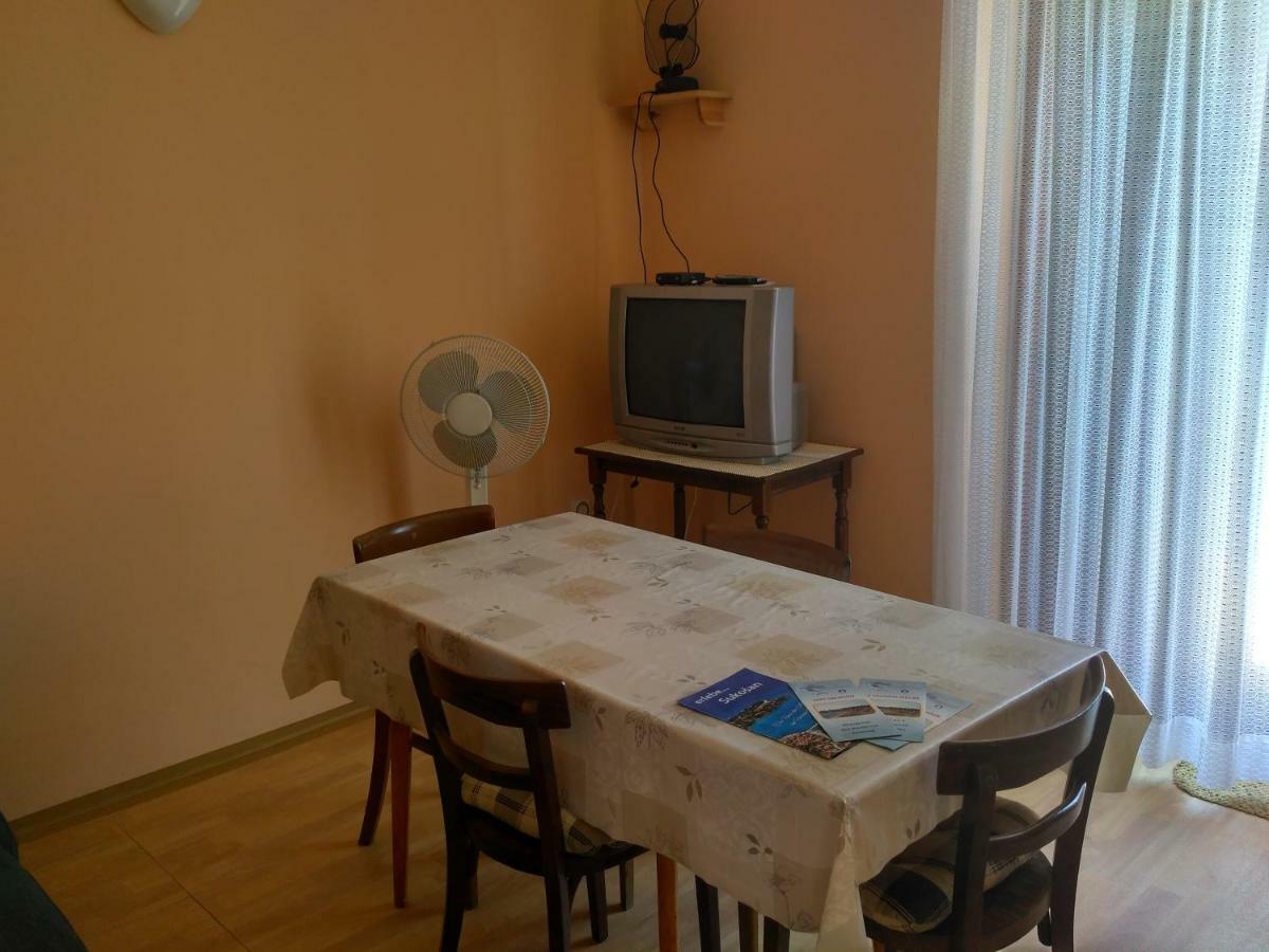 Apartmani Tonica Sukošan Dış mekan fotoğraf